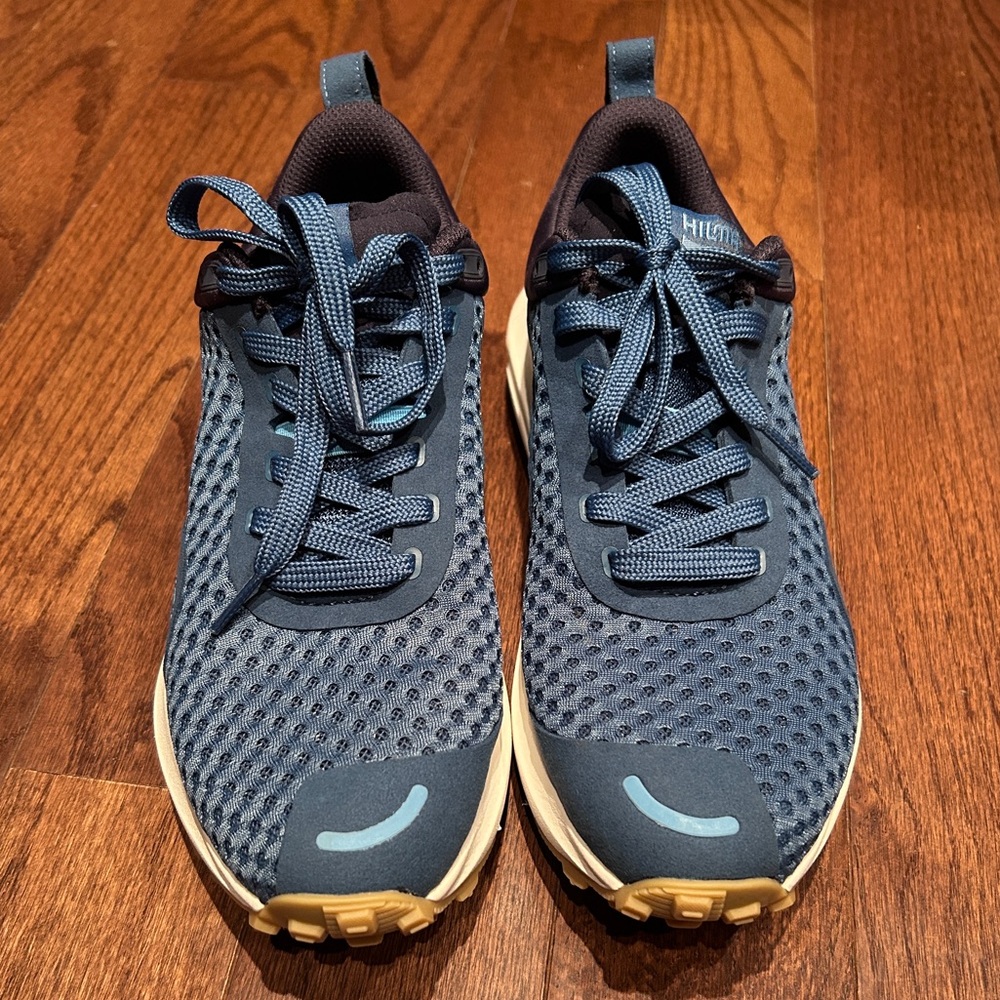 Hilma Running Shoes in Stellar Blue